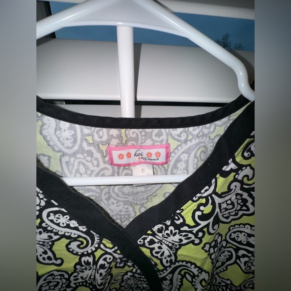 Koi Women's Paisley Wrap Top - Black and Yellow - Picture 2 of 2